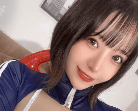 深月めい